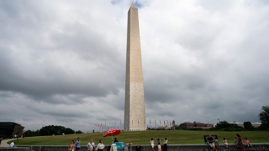 Texas man indicted in shooting near Washington Monument