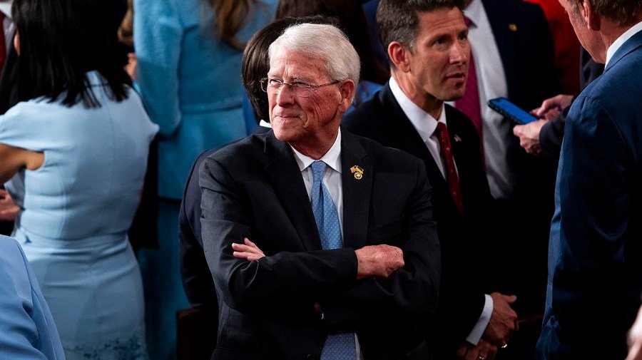 Wicker warns Trump against 'ill advised' Iran deal: 'We must finish what we started'