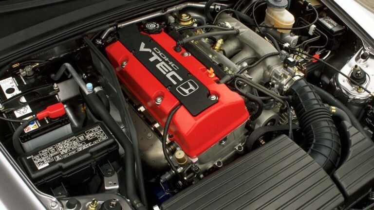 How Honda Engineered The F20C For 9,000 RPM Without Killing It