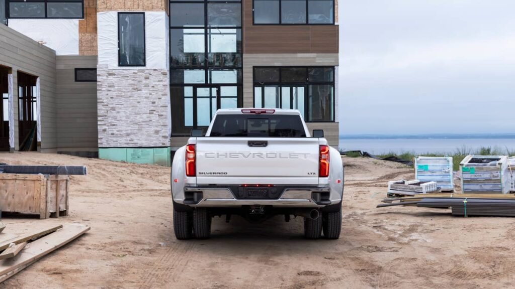 America's Biggest Pickups Just Got Their First IIHS Safety Check, And Some Failed