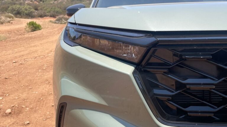 RAV4 vs CR-V: The Best-Selling SUV You Should Spend Your Money On