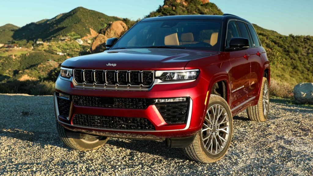 How The Jeep Grand Cherokee Beat The Lamborghini Urus In Power Output