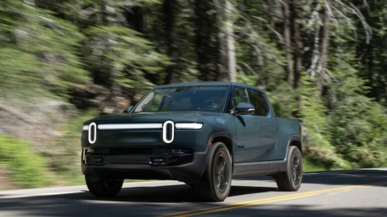 Rivian Just Made The R1T And R1S $7,000 More Expensive