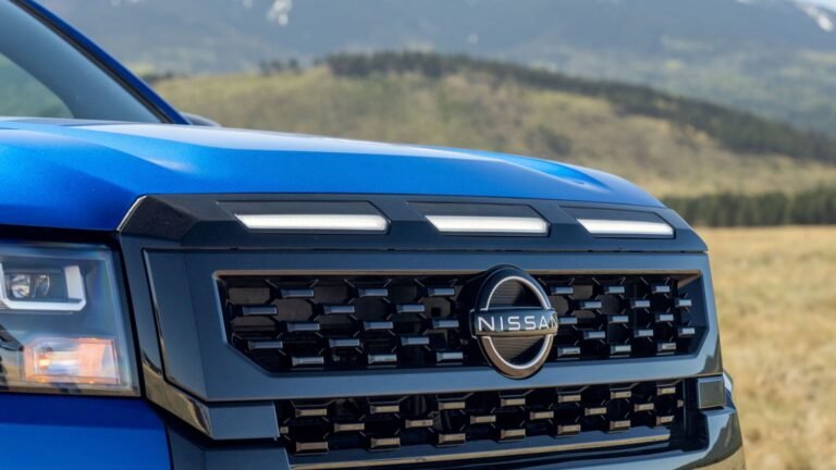 2027 Nissan Frontier Is Still A Cool, Affordable, V6-Powered Pickup Truck