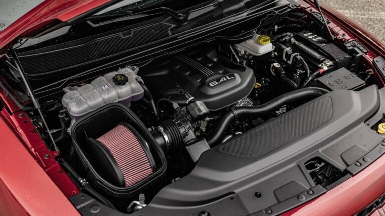 Ram Is Bringing Back The Simpler Hemi V8 Truck Buyers Wanted