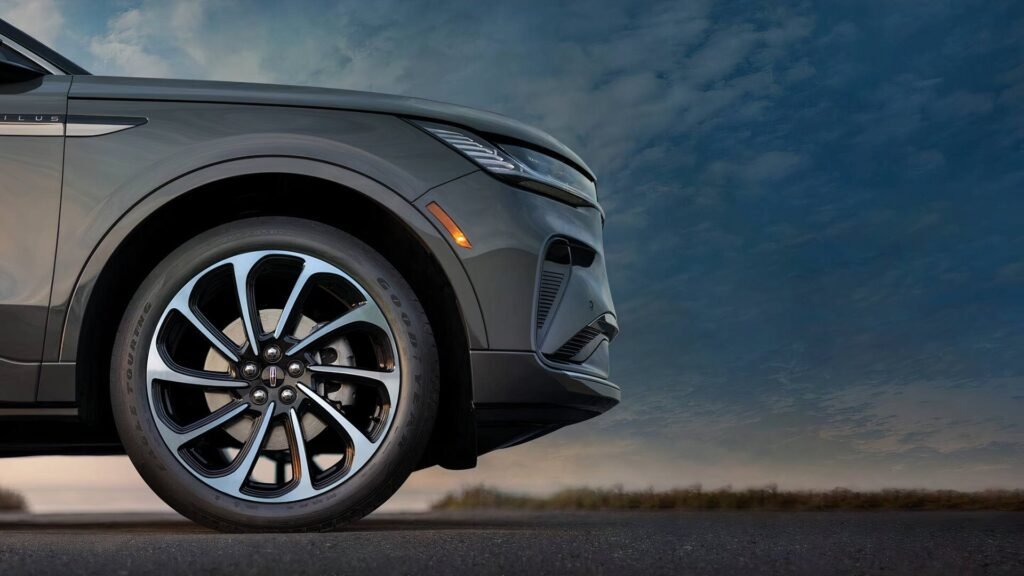 Lincoln's Decision To Build Its Bestselling SUV In China Is Becoming A Problem