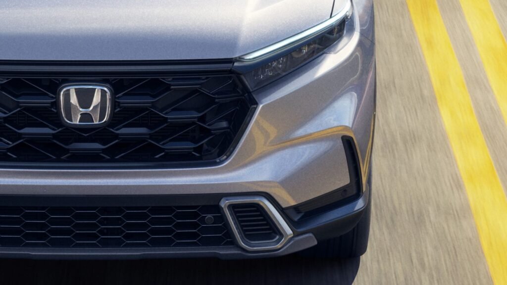 Honda's Humble SUV Is Absolutely Killing The RAV4 Right Now
