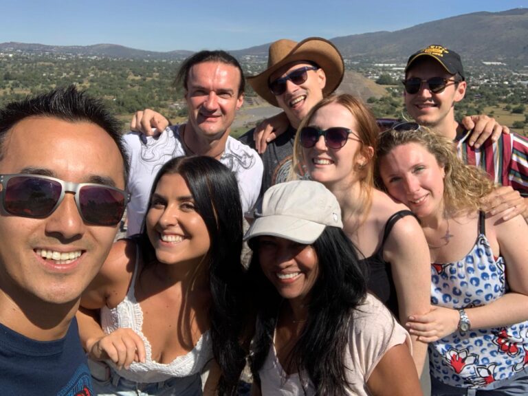 How a solo trip to Mexico led to a lifelong friendship