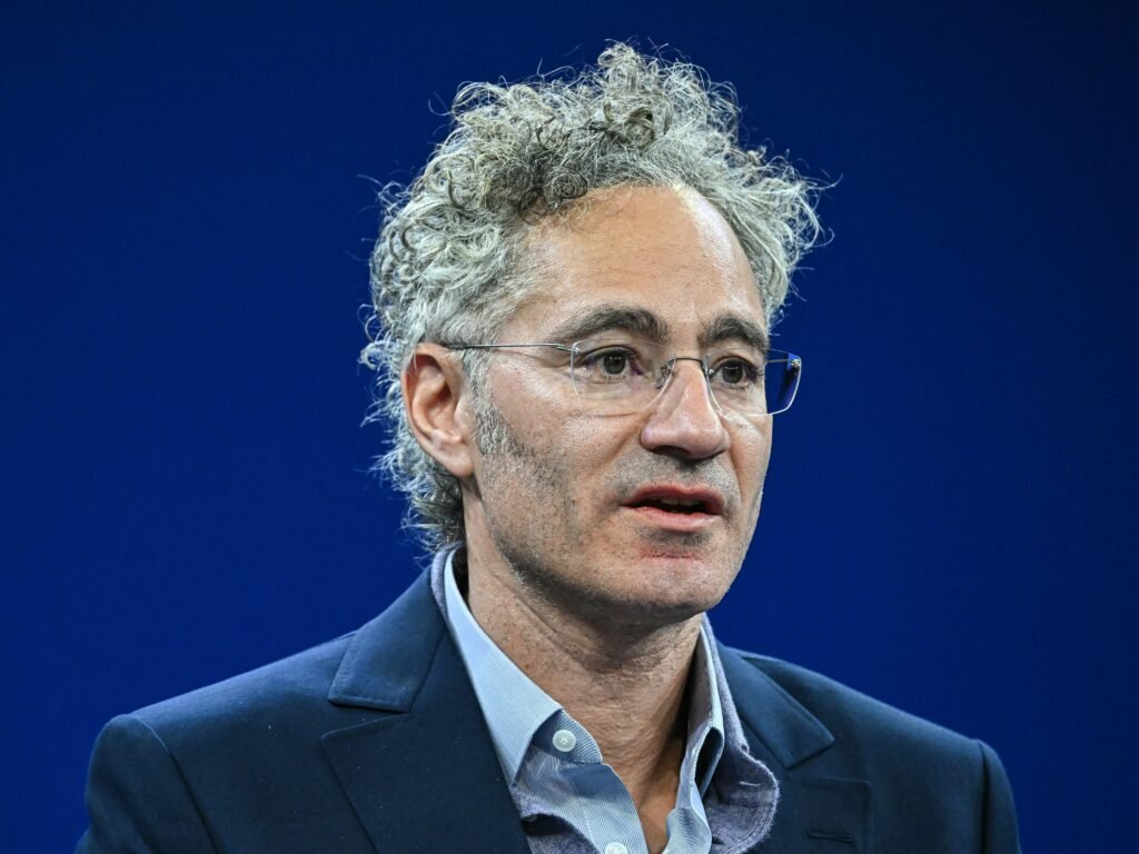 Alex Karp compares tokenmaxxing to a porn addiction: People are just 'like sitting there all day'