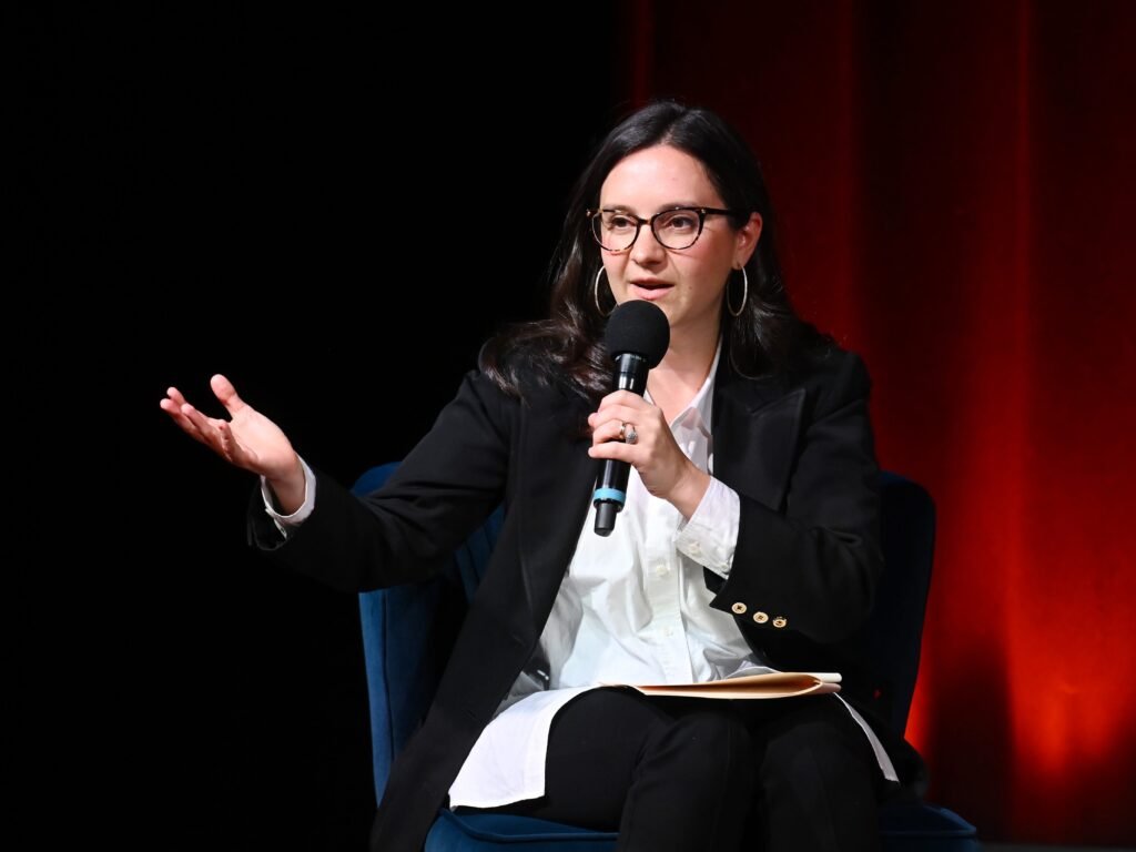 Bari Weiss was supposed to 'restore trust' in CBS News. It's eroding, says CNN's Brian Stelter.