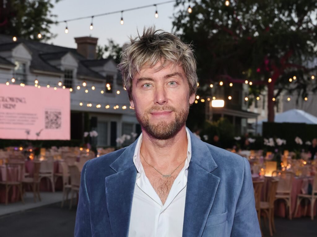Lance Bass says there's one hour every day he looks forward to most as a parent