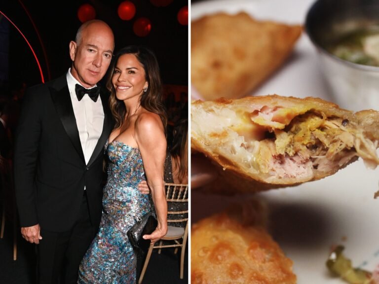I went to Café La Trova, a Cuban hot spot in Miami, where Jeff Bezos and Lauren Sánchez were spotted eating dinner