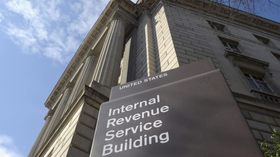 Former IRS, DOJ officials call on judge to scrutinize Trump audit immunity deal
