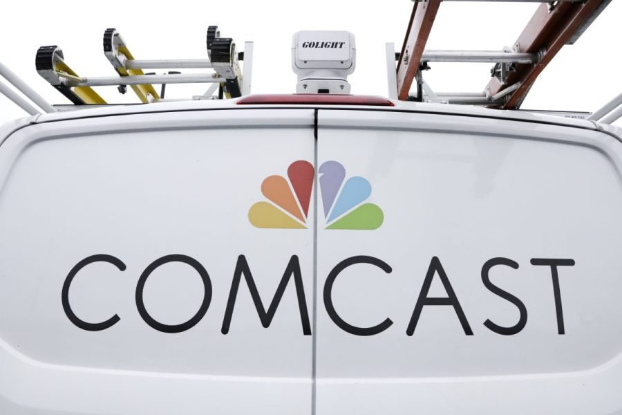 Comcast to spin off NBCUniversal