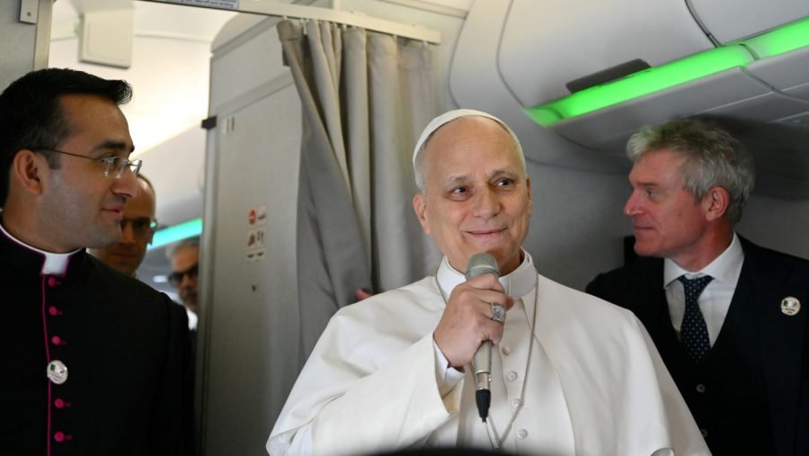 Pope welcomes US-Iran deal, hopes for strengthened 'trust, security, and stability'
