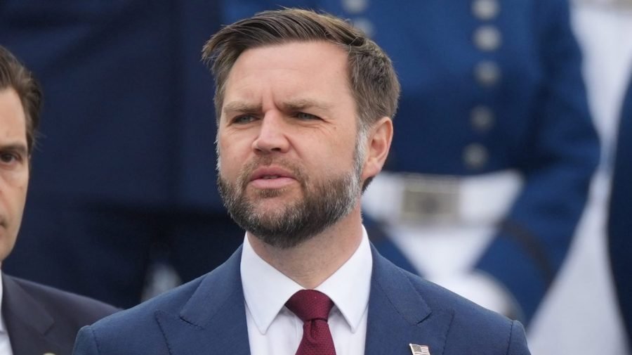 Vance chief of staff Jacob Reses to depart role