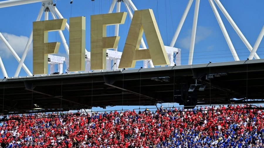US beats Australia 2-0 to advance to World Cup knockout round