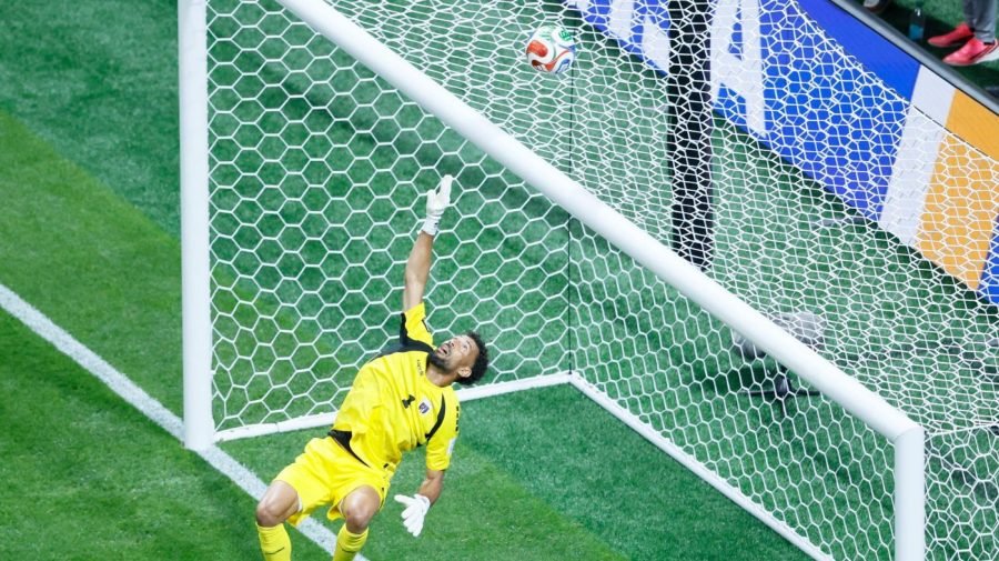 Cape Verde goaltender, mother to be reunited in time for World Cup match, Jeffries says
