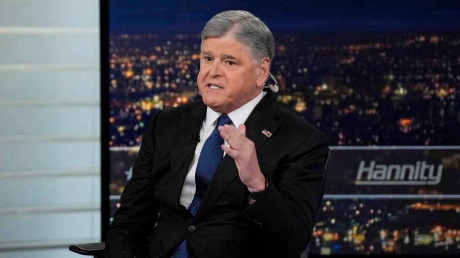 Fox News anchor Sean Hannity addresses viewers' concerns over appearance