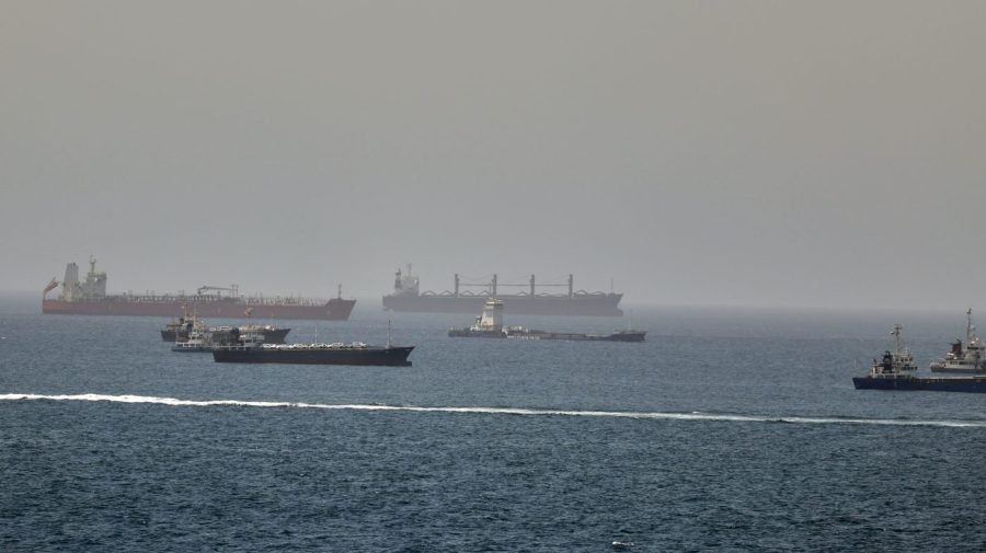 Live updates: Mamdani, Cassidy hit Sunday shows; US-Iran ceasefire tested by fresh strikes
