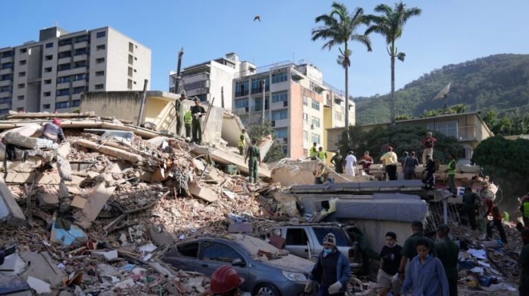 U.S. military deploying additional resources to Venezuela as earthquakes death toll mounts