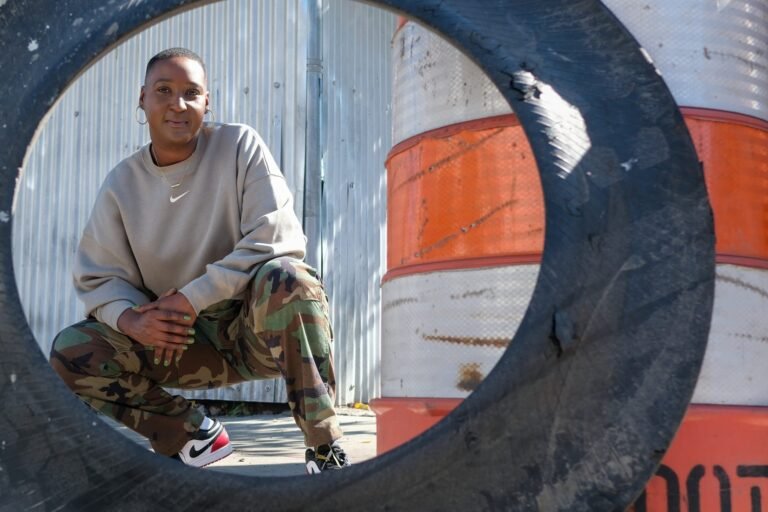 Kim Dacres Wants You to Be Like Rubber