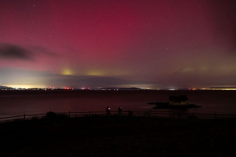 After solar flare, could we see the northern lights on Monday?