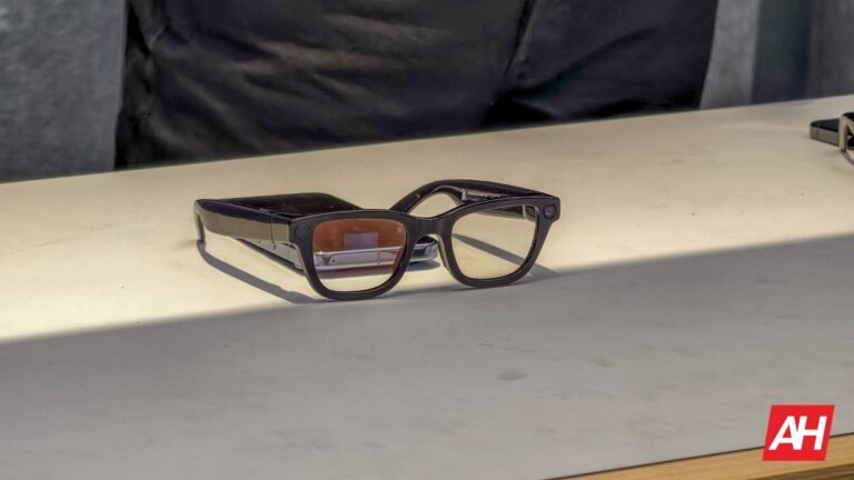 A New Bill Could Change How Smart Glasses Work in the US