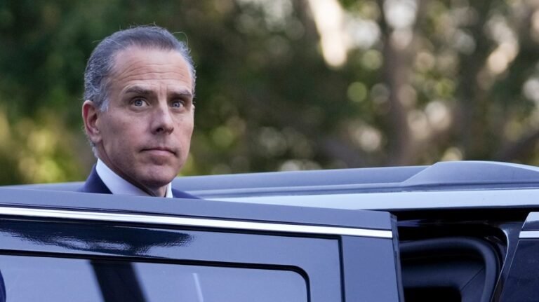 Hunter Biden rips Jake Tapper for 'attacking my mom'
