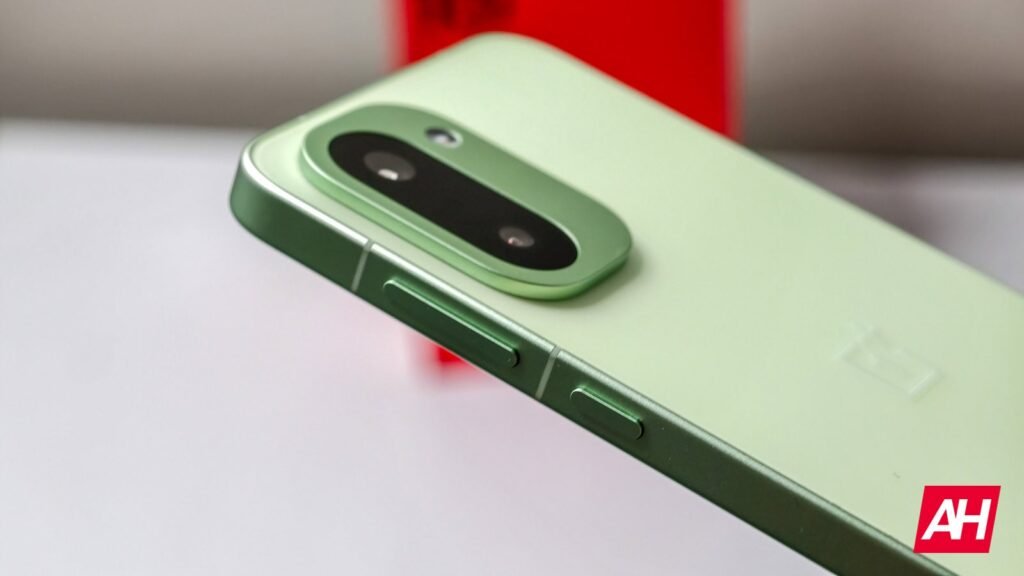 OnePlus Is Building a 10,000mAh Phone — and It Could Eventually Come to Global Markets