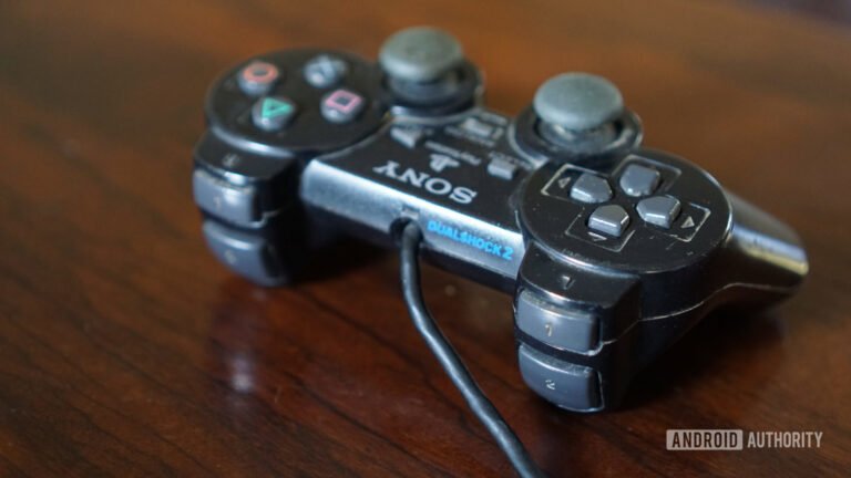 15 years later, the PS2 gets a Minecraft port, and it actually hits 30fps