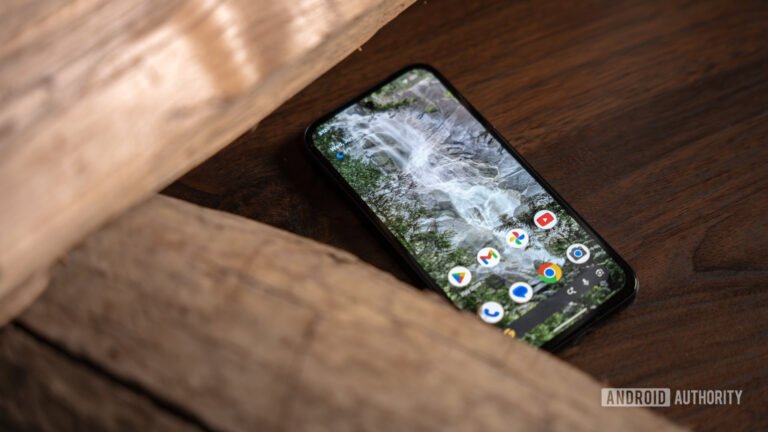Wallpaper Wednesday: More great phone wallpapers for all to share (June 3)
