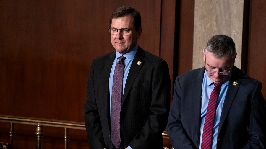 New Jersey lawmaker expected to return to Capitol Tuesday after long absence