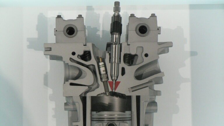 The Reason Automakers Are Moving From Port Injection To Direct Injection