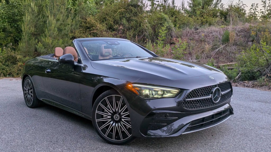 2026 Mercedes-Benz CLE450 Cabriolet Would Be So Much Better If It Just Picked A Lane