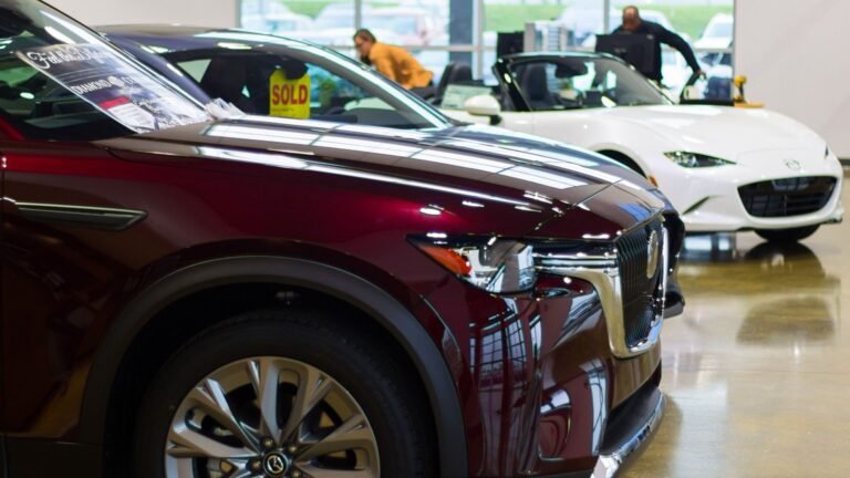 Leasing vs Buying A Car: Real-Life Pros And Cons
