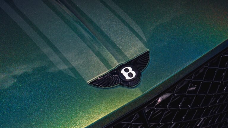 Bentley's New Paint Shop Just Created A Gorgeous Green Masterpiece
