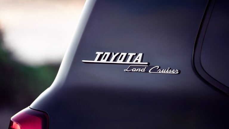 The Last Toyota Land Cruiser V8 Veteran Owners Refuse To Sell