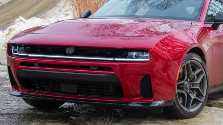 Thanks R/T: The New Dodge Charger Is Finally Finding Buyers