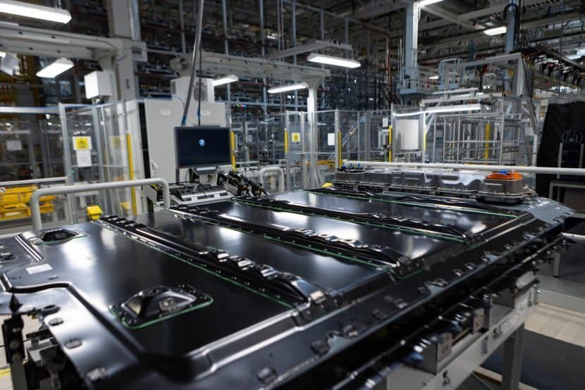 BMW Explains Why The iX3 Won’t Get The iX5’s Huge Battery