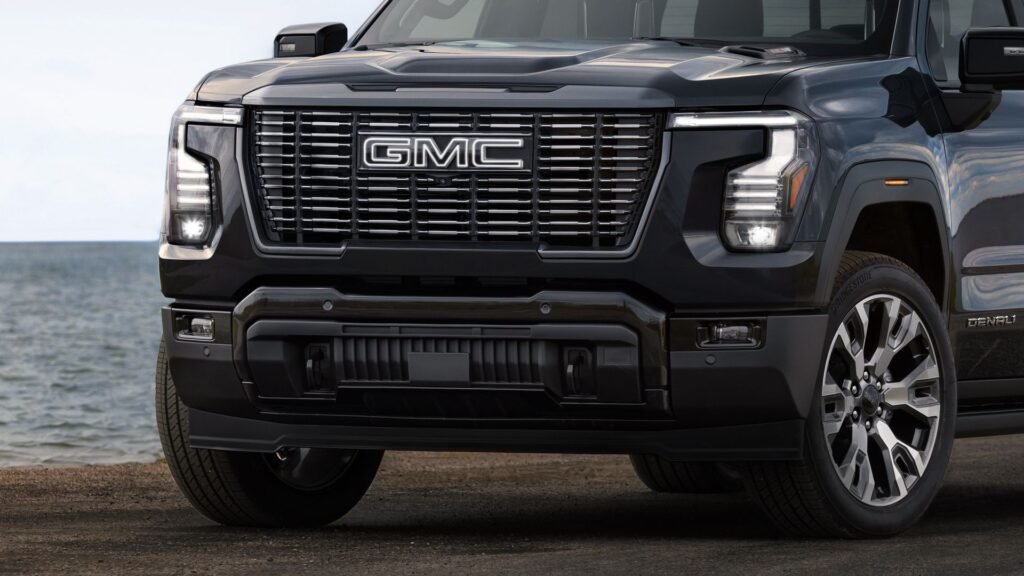 'It's Just Not Happening': GM CEO Says Buyers Aren't Bailing Out Of Thirsty SUVs, Trucks