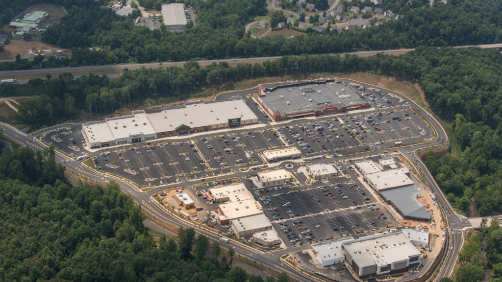CBRE Arranges Sale of Grocery-Anchored Shopping Center in Virginia