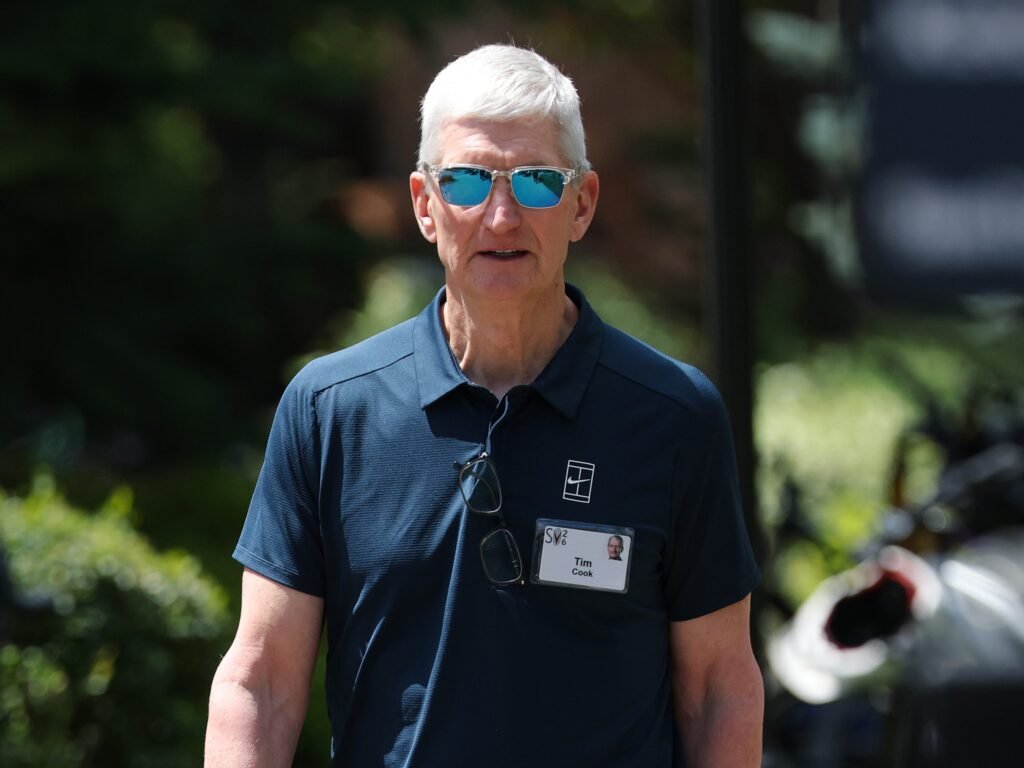 Apple accuses OpenAI of playing dirty in the AI talent wars