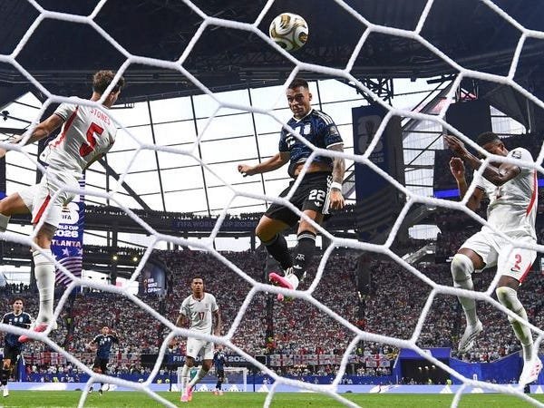 What happens when AI starts gambling on soccer?