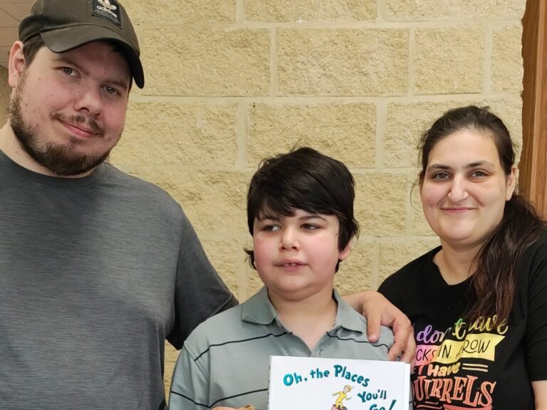 I make up to $1,000 a month doing people's laundry in my house. The flexibility allows me to support my autistic son.