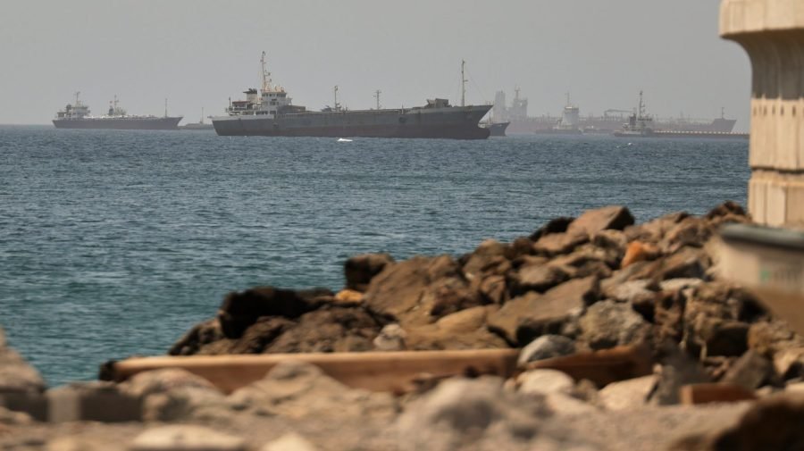 Iran warns of 'forceful response' if tankers don't use approved Strait of Hormuz routes