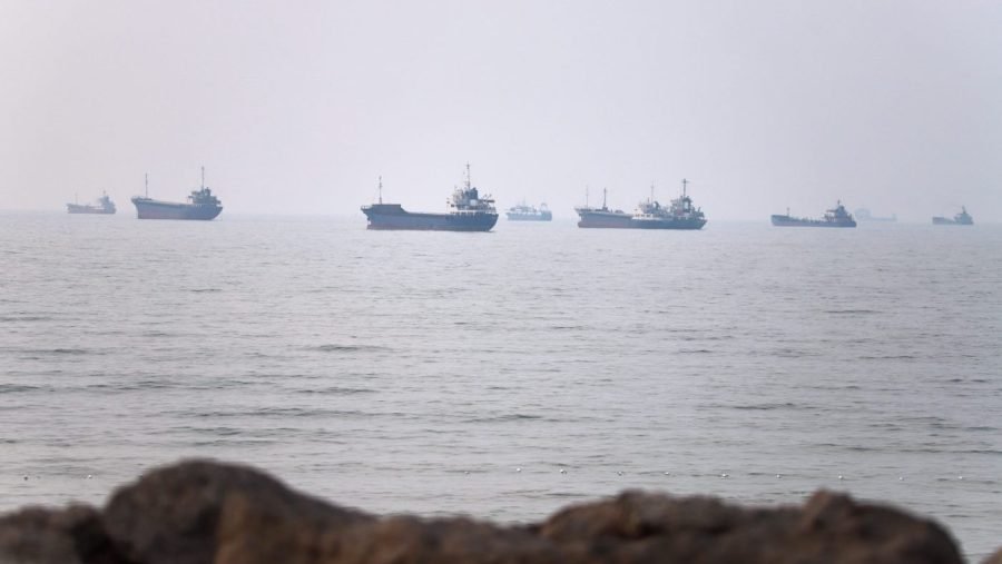 US military resumes Iran strikes as Trump ramps up rhetoric
