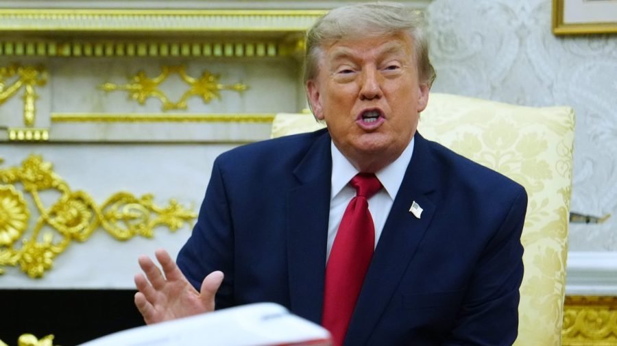 Trump's big risks in returning to all-out war
