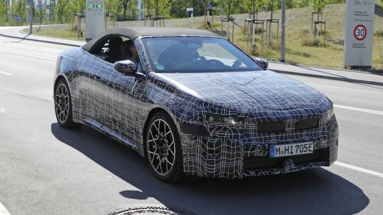 New BMW i4 Convertible will be unroofed and unrivalled