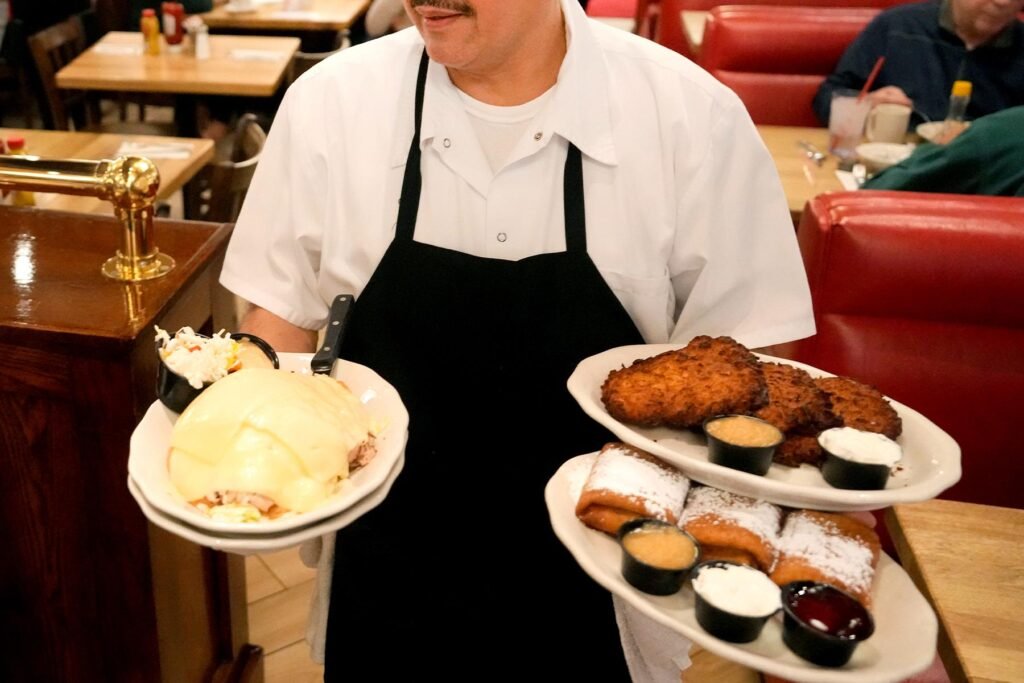 The Role of a Food Runner Is Changing. Is the Compensation?